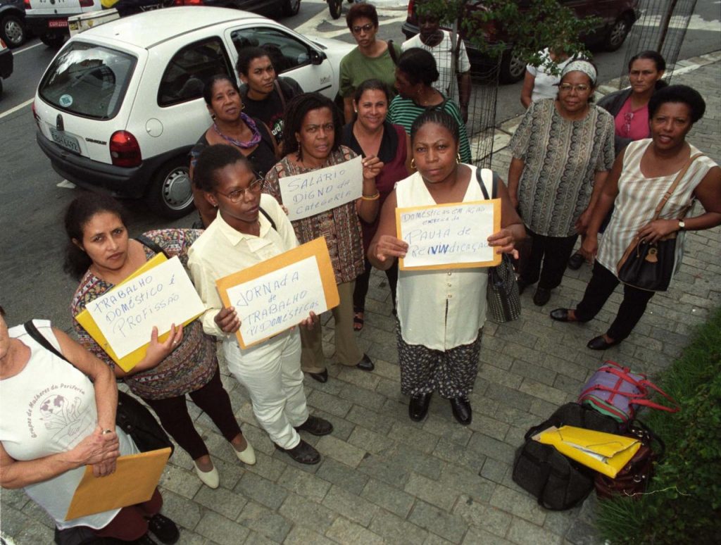 Ainda em 1998, trabalhadoras domésticas realizam ato na luta por direitos